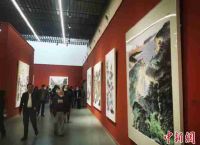 广东美术学院展览80”深深扎根在人们的生活”的主题